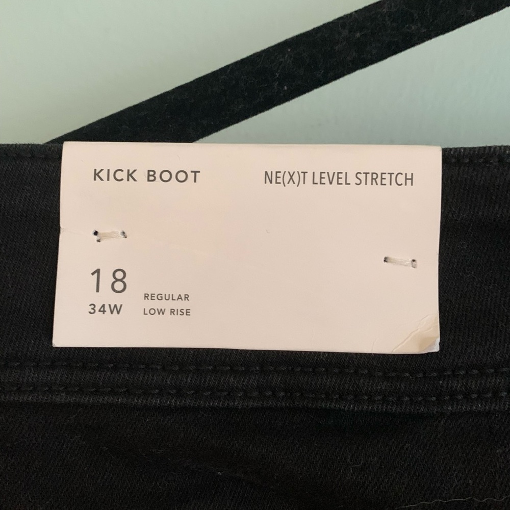 American Eagle Black Jeans Size 18 // NWT
